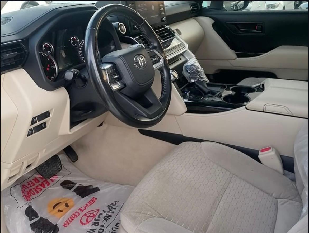 ابو عبدالله\ تويوتا لاند كروزر