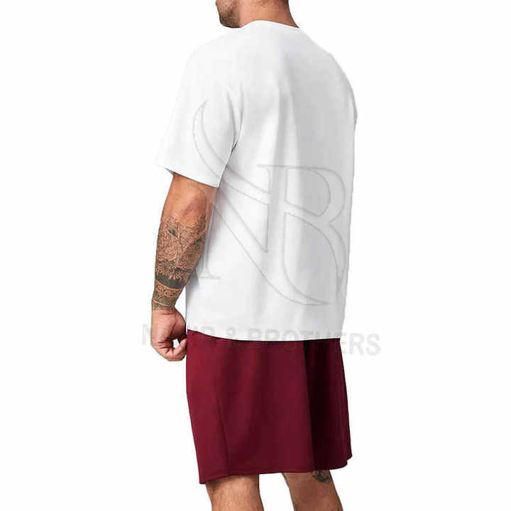 Comfortable men's clothing from clothing brands