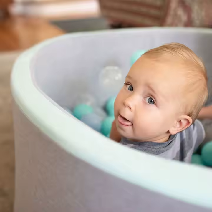 العاب مائيه إسفنجة