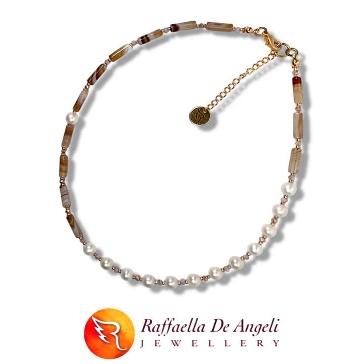 Agate and pearl necklace