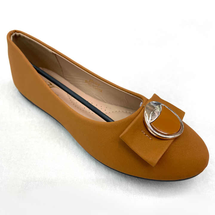 Flat shoes for women and girls