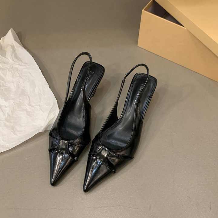 women's high-heeled shoes