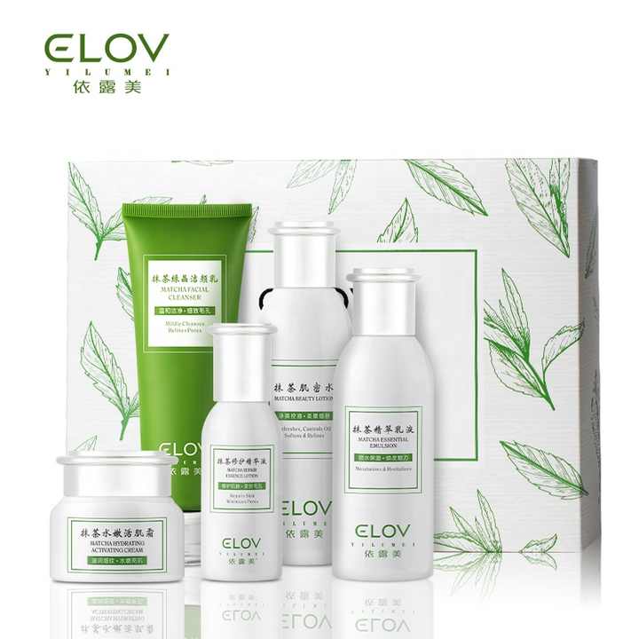 اطقم العنايه - منتجات الشاي الأخضر المذهلة لبشرة صافية وجميلة