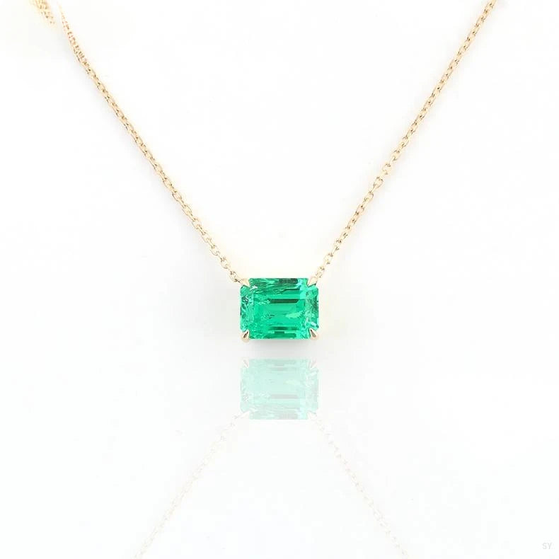 Gold solitaire necklace
