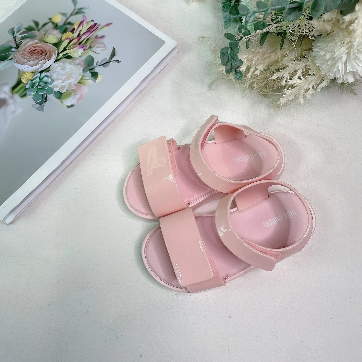 Summer casual shoes