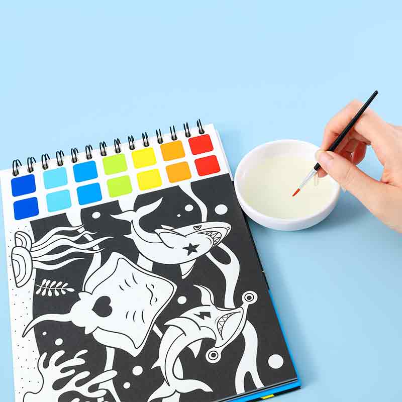 دفاتر تلون برسومات