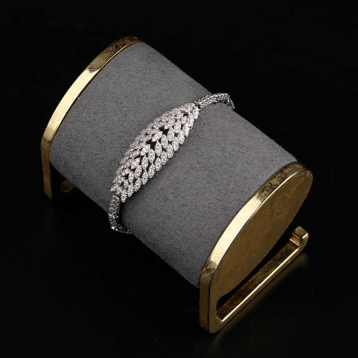 Modern Indian Jewelry Set for Women