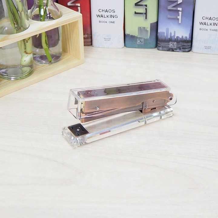 Huisen Competitive Price Stylish Plastic Acrylic Stapler Set.