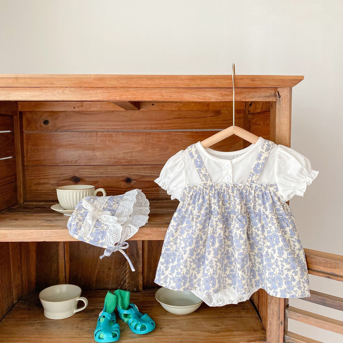 فستان بنات مع فيونكات