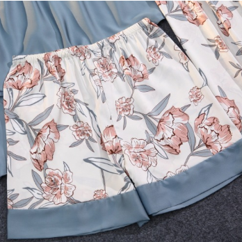 Women's sleepwear