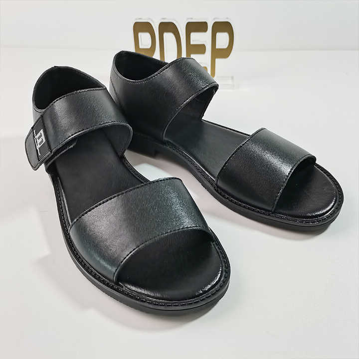 Men's Beach Shoes