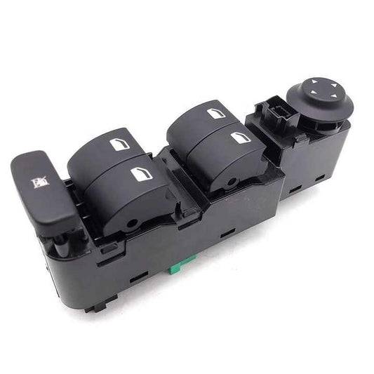 Mercedes spare parts . قطع غيار مرسيدس