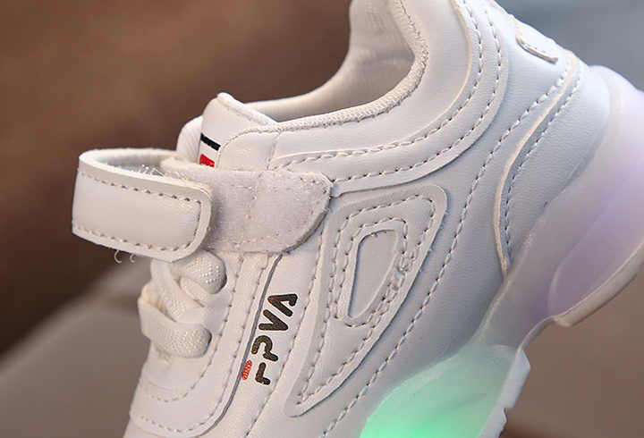 Girls' lightweight sneakers