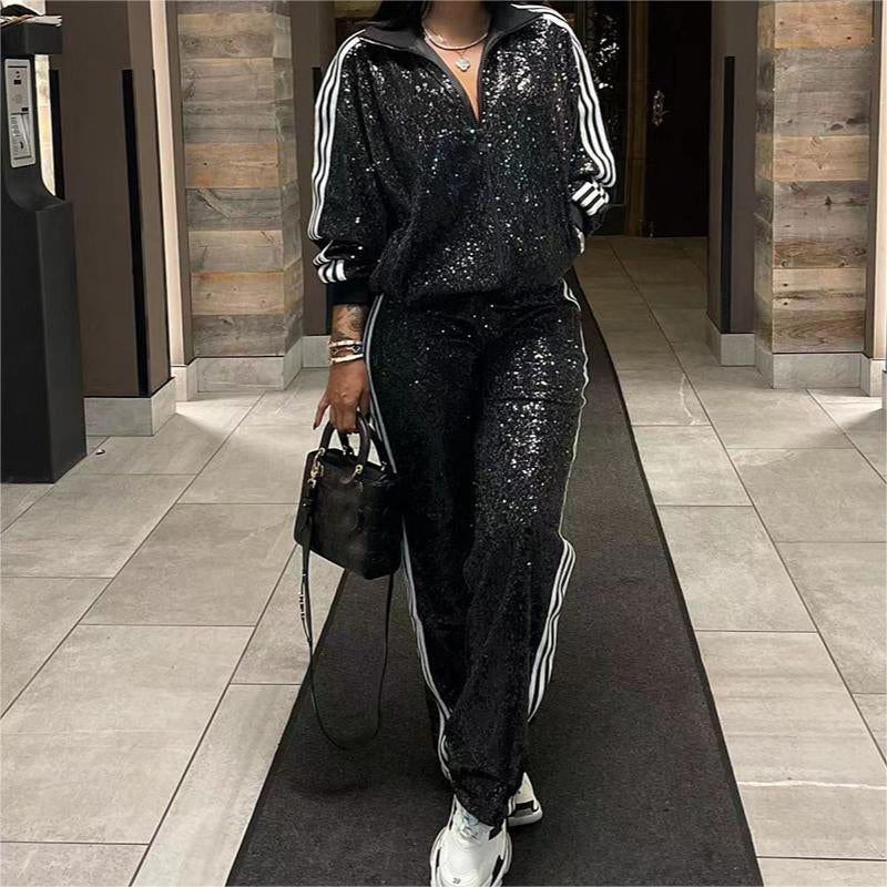 بدلات نسائيه