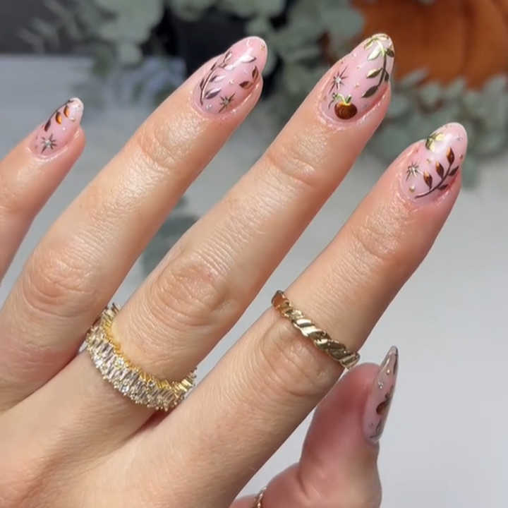 Almond Nail Tips