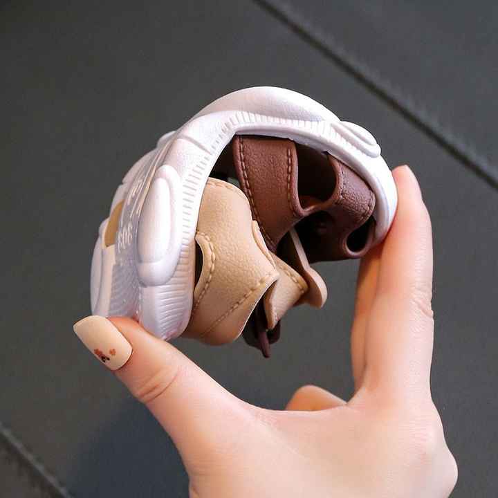 girls flat shoes