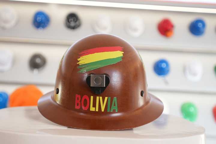 خوذة امانsafety helmet-