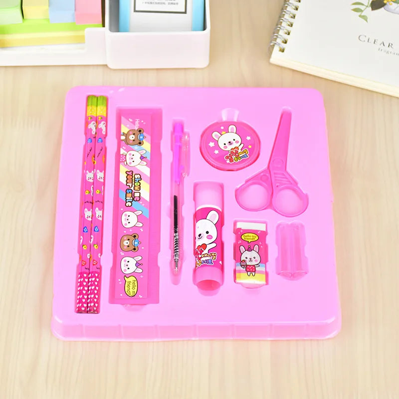 مجموعة أدوات مكتبية للأطفال - Children's stationery set