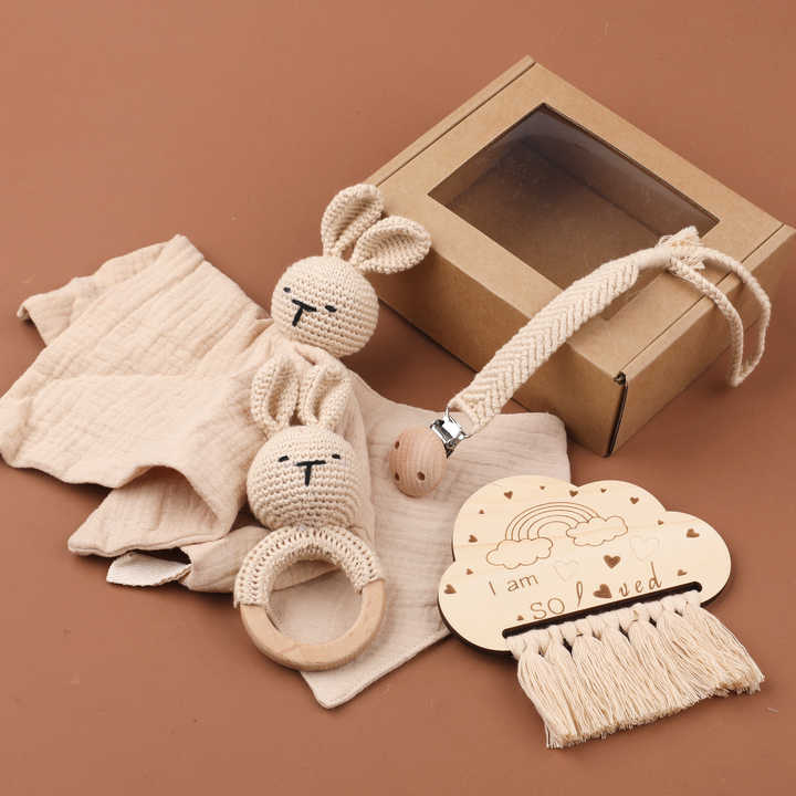 Wooden Toy Five Set صندوق هدايا حديثي الولادة