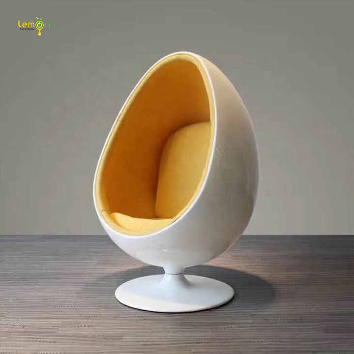 fiberglass chair .. الألياف الزجاجية كرسي