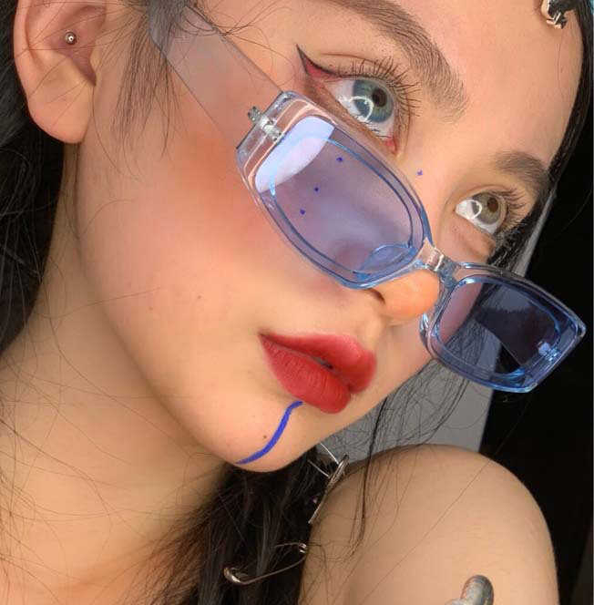 نظارات شمسيه نسائيه