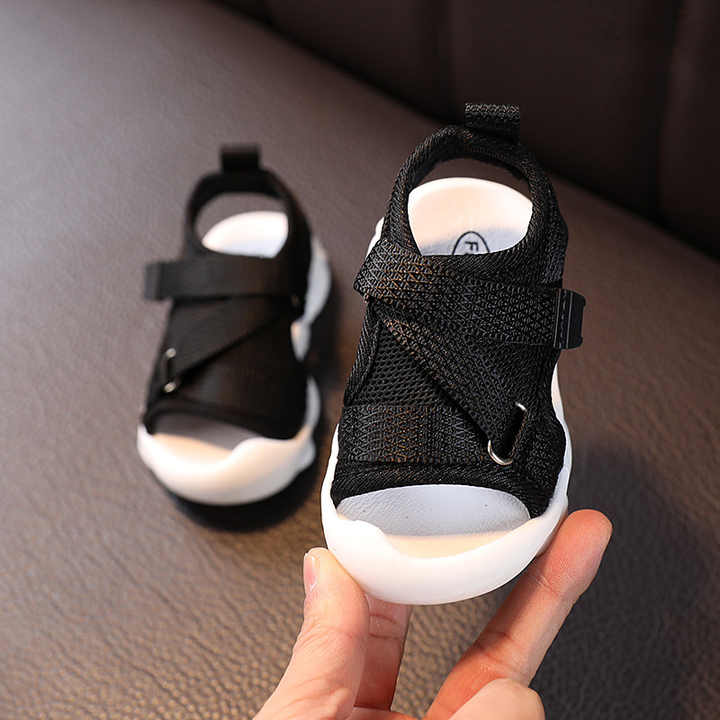 girls flat shoes