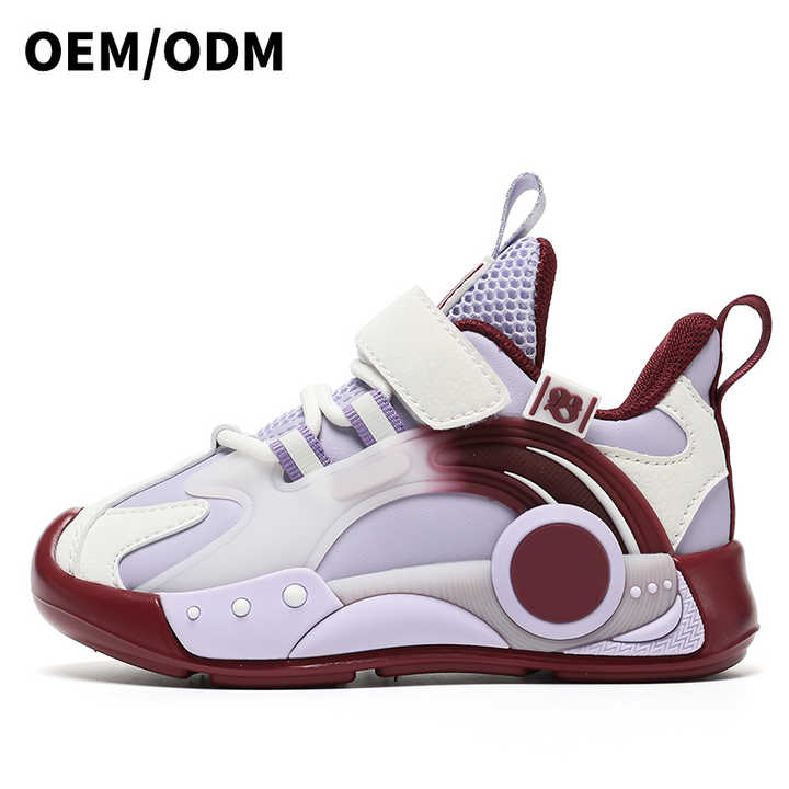 حذاء رياضي sneakers