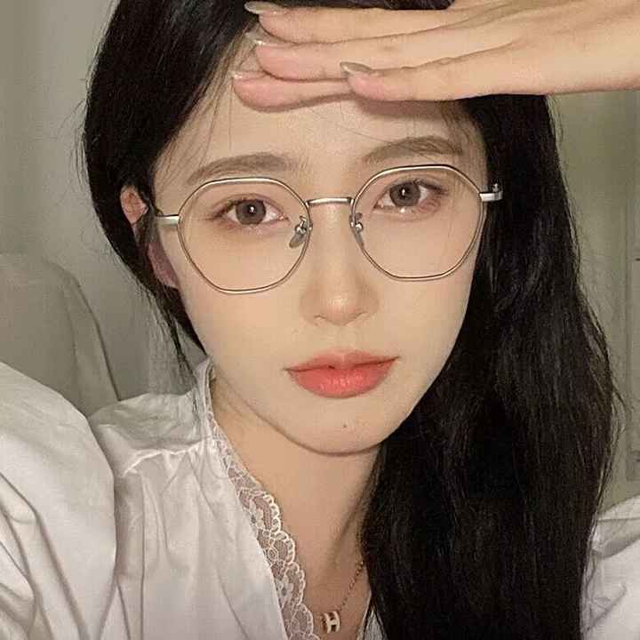 Luxury women's eyeglasses frame