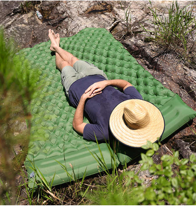 معدات النوم الرحلات