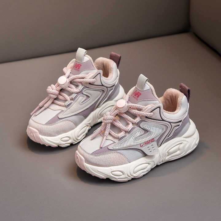 حذاء رياضي اولاد