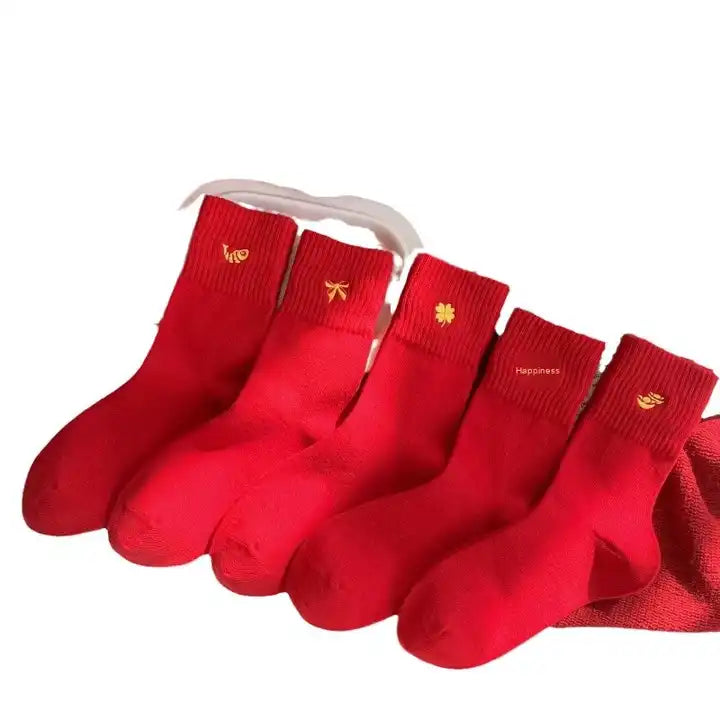 - طويله - جوارب حمراء تجلب الحظ السعيد