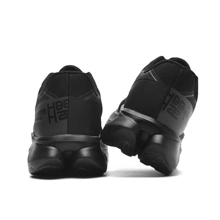 Men's running shoes