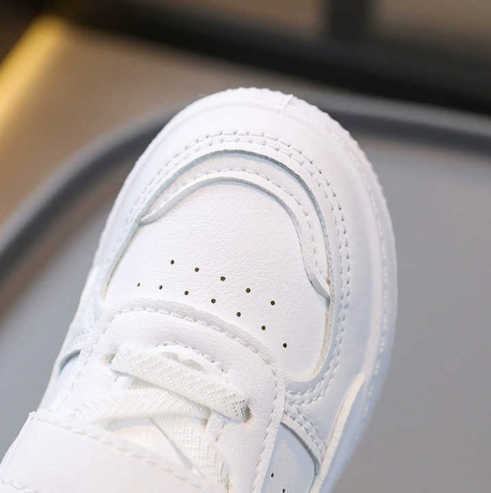 Comfortable boys' sports shoes