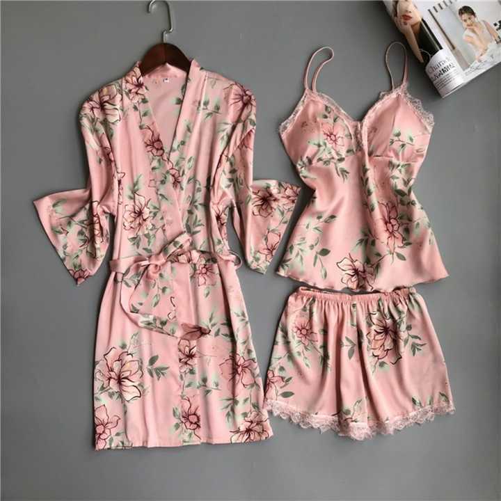 Women's sleepwear