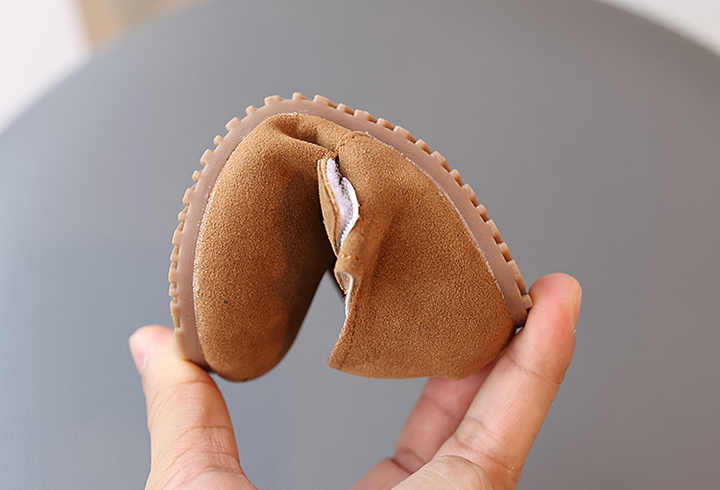 Boys' sandals made of natural leather