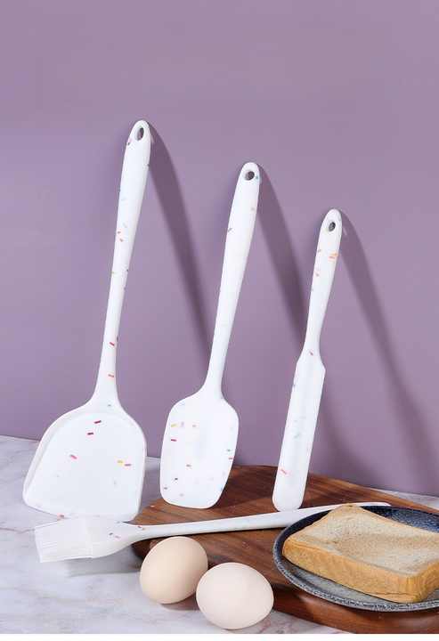 silicone spoons