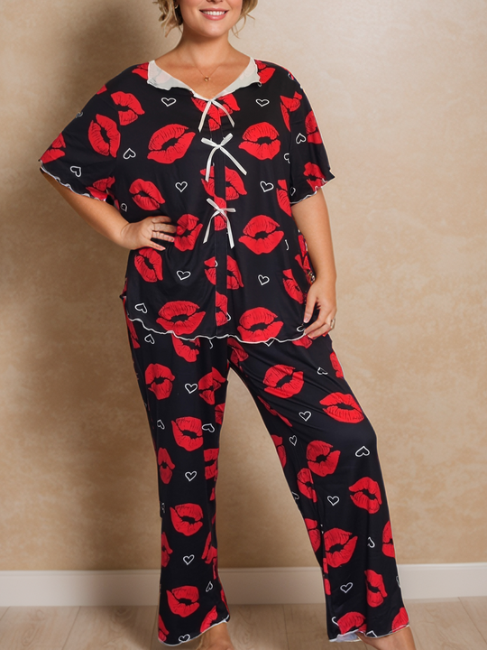 Women's Black Knitted Pajama Set with Lip Print Soft.
