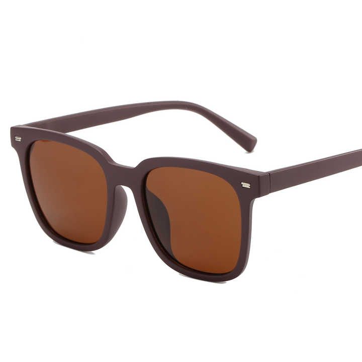 نظارة شمسيه كلاسيكية