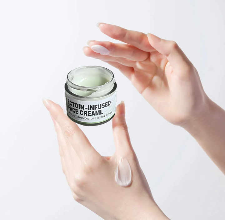 اطقم العنايه - كريم مرطب واي إيكيدوين