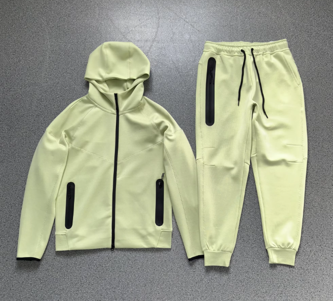 بدلات رياضيه كاجول