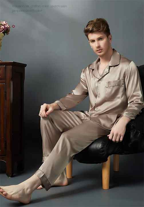 ملابس داخلية