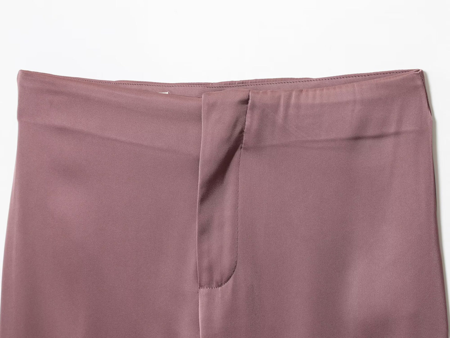 بنطلون نسائي