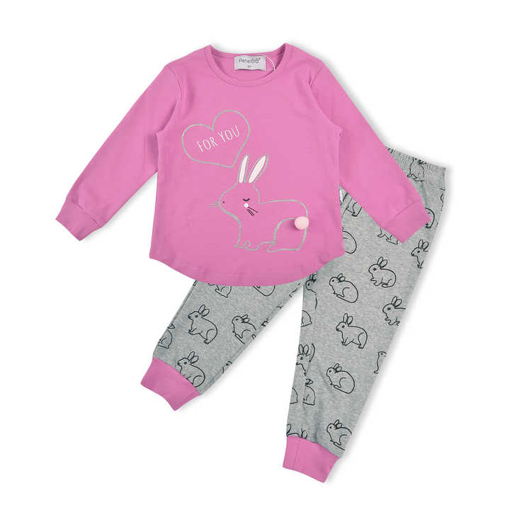 Long-sleeved children's pajamas