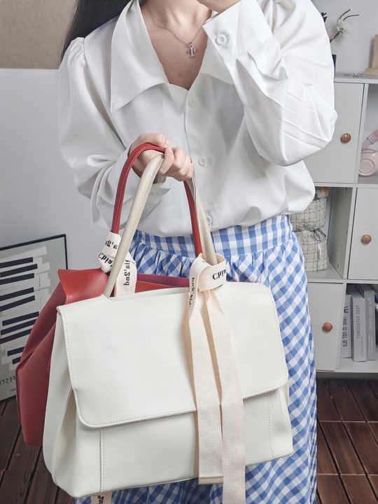 Women's handbags