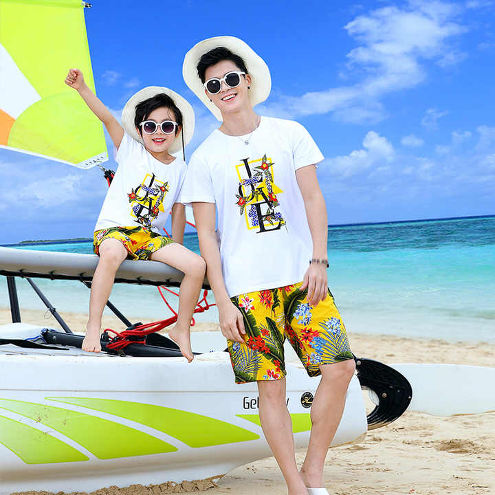 2019 Summer Beach Flower Clothes Mom and Daughter Dresses Cool Family Matching Outfits Set