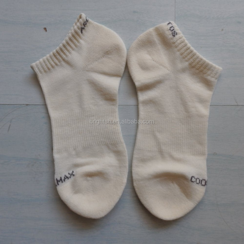 جوارب رياضيه نسائيه