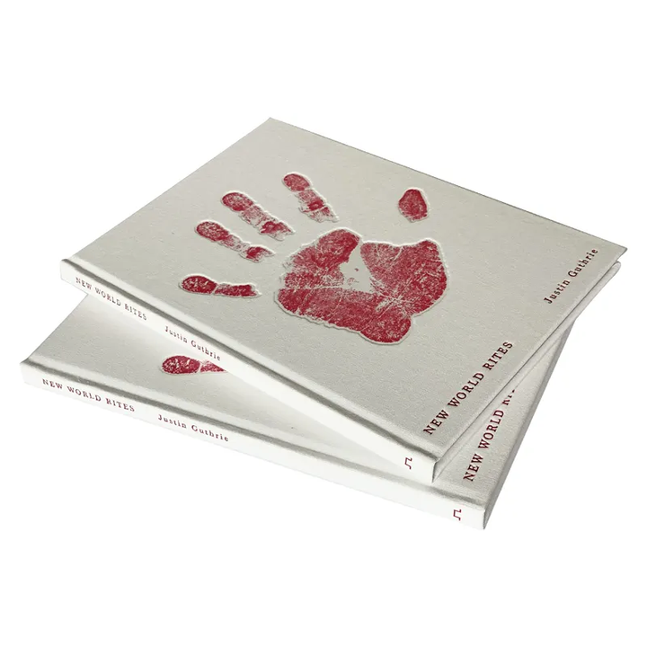 خدمات طباعة كتب غلاف فني