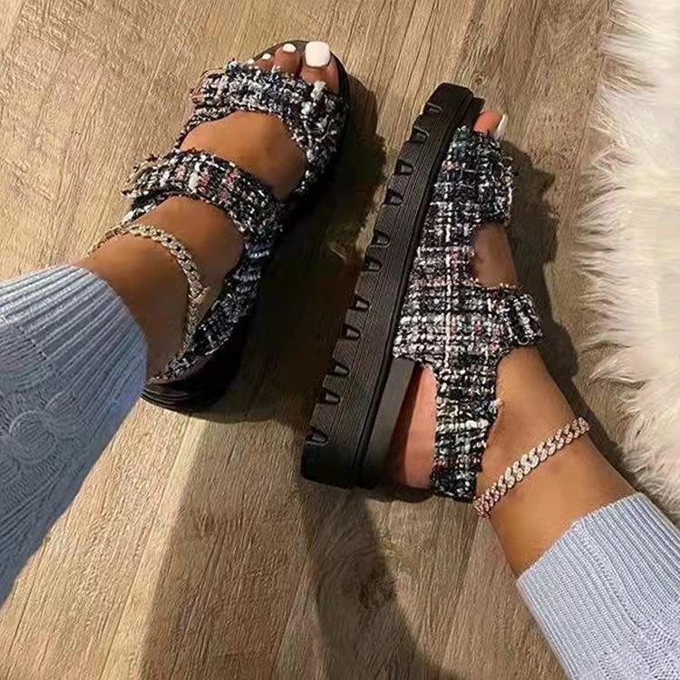 Women's shoes