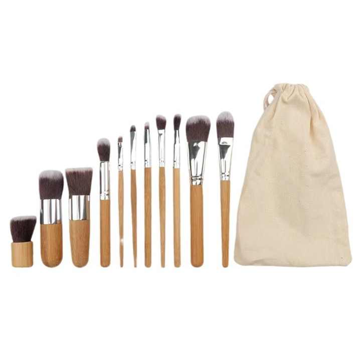 Make-up Powder Blusher Brushesمجموعة فرش مكياج صغيرة من الخيزران