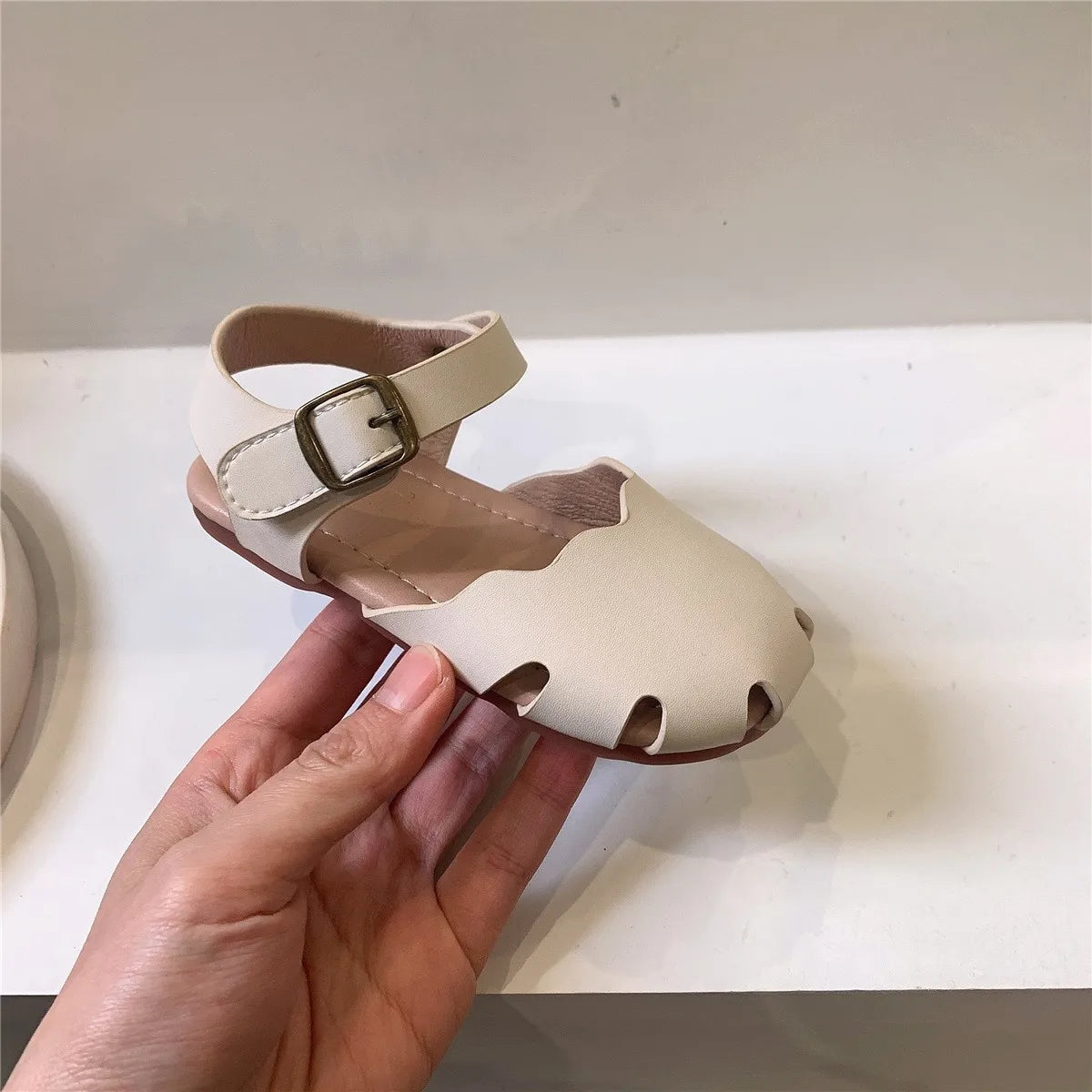 Girls' Flat Beach Shoes